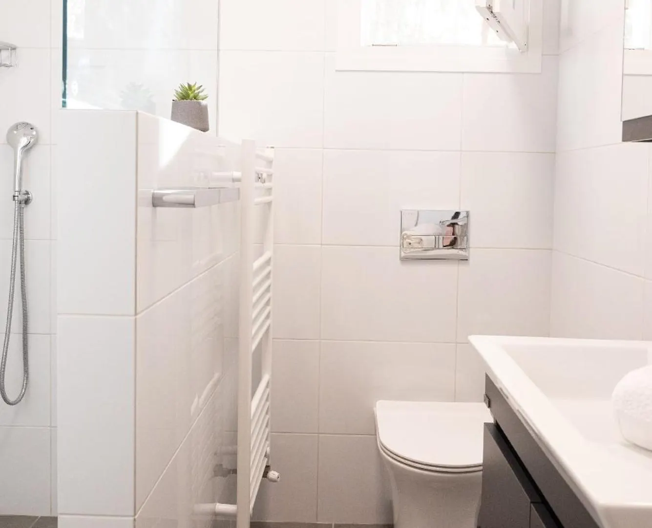 Harmony Apartment Peraia